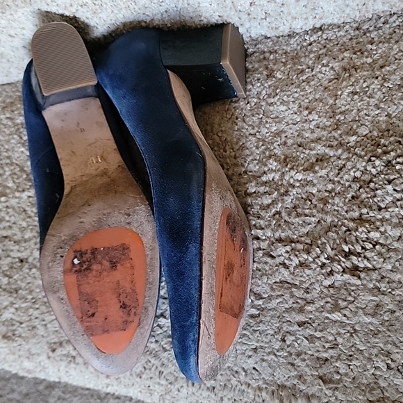 Cole Haan Chelsea Heels - Picture 3 of 5